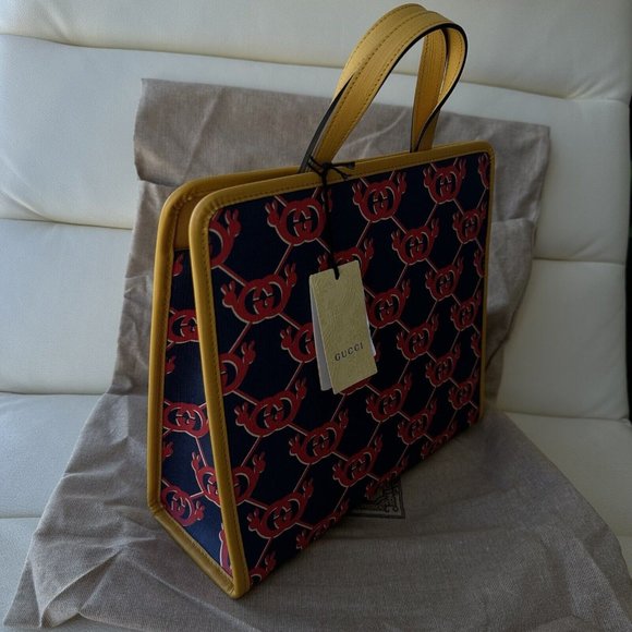 NWT Gucci GG Logo Tote Bag 605614 Yellow Navy Pvc Handbag Stylish Unique - Picture 6 of 10